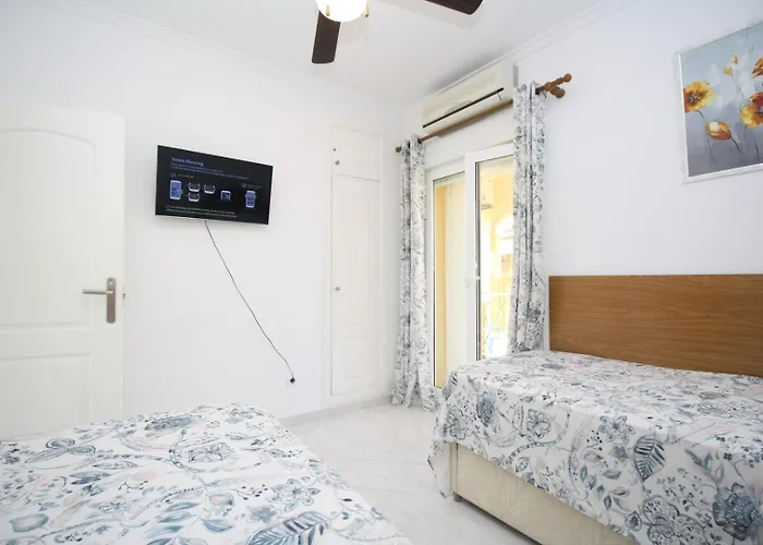 Casa Mila * دينايا